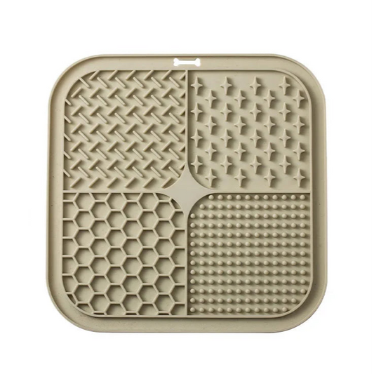 Dog Slow Feeding Licking Pad – Silicone Meal & Treat Board