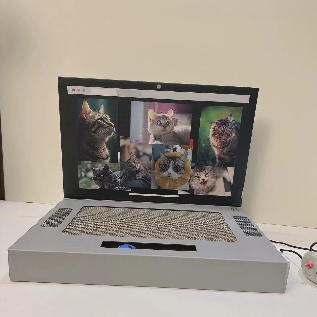 Computer Cat Scratch Board - Cidero & Co.