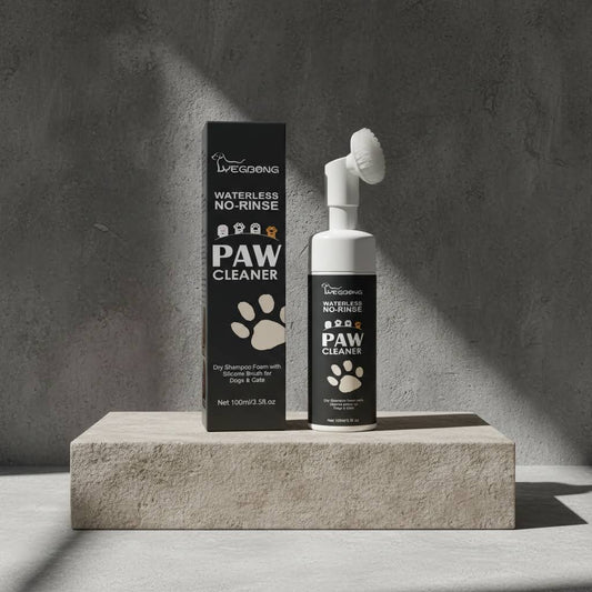 Pet Dry Shampoo Paw Cleaner with Built-In Brush (100ml)
