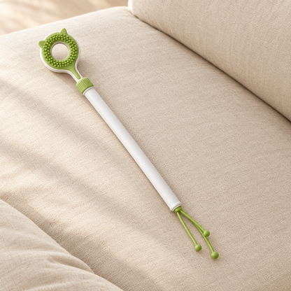 Reach & Ruffle Telescopic Cat Scratcher Wand
